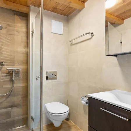 Sundance 10-1 By Interhome * לה קרוסט