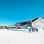 Sundance 10-1 By Interhome